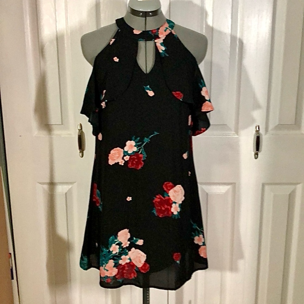 Candies Swing Dress Junior Floral Sz Small Cold Shoulder Keyhole Neckline Lined